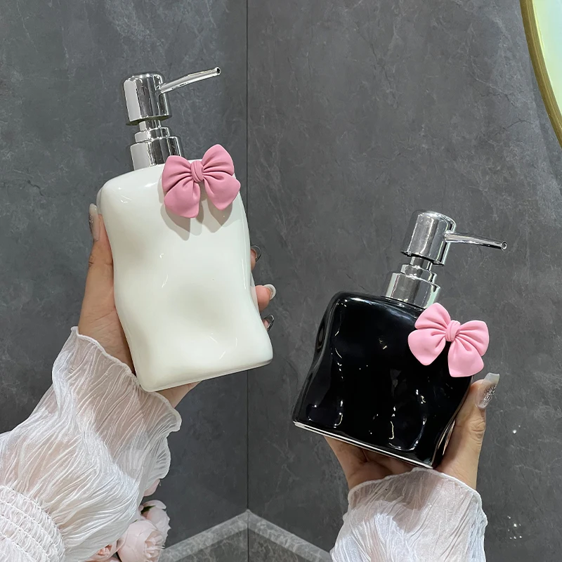 Butterfly Shaped Ceramic Soap Dispenser, Bathroom Accessories, Shampoo Dispenser Bottle, Hotel, Kitchen, Sanitizer Holder