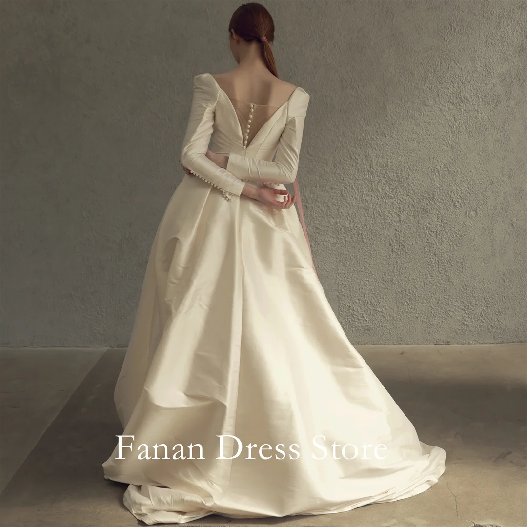 Square Neck Ruched A-Line Vintage Simple Wedding Dress Satin Iight Champagne Minimalist Maternity Bridal Gown For Photoshoot