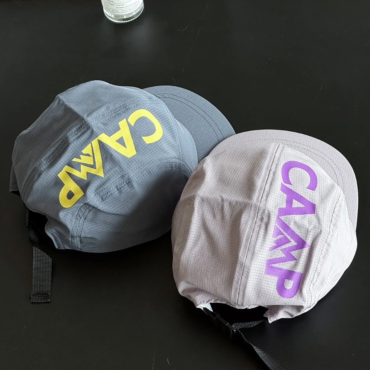 Lightweight Letter-Printed Quick-Dry Five-Panel Camping Hat, Unisex Lightweight Mesh Breathable Sunshade Short-Brimmed Baseball Cap, Outdoor Running, Hiking, Fishing Sports Workwear Hat