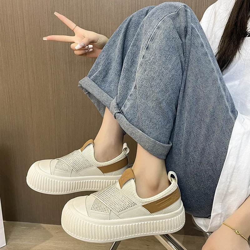 Thick Sole Biscuit Shoes for Women in Spring and Autumn 2024 New Thick Sole Small White Shoes Diamond Single Shoes Womens