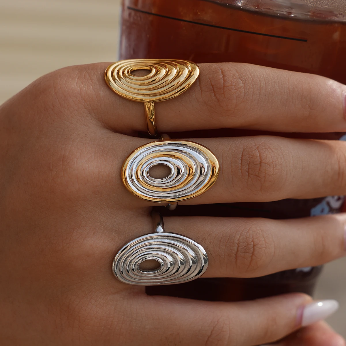 1 Piece Stainless Steel Oval Multi-Color Wire-Wrapped Ring for Women Girls Trendy New Ring Gift Suitable for Outdoor Activities