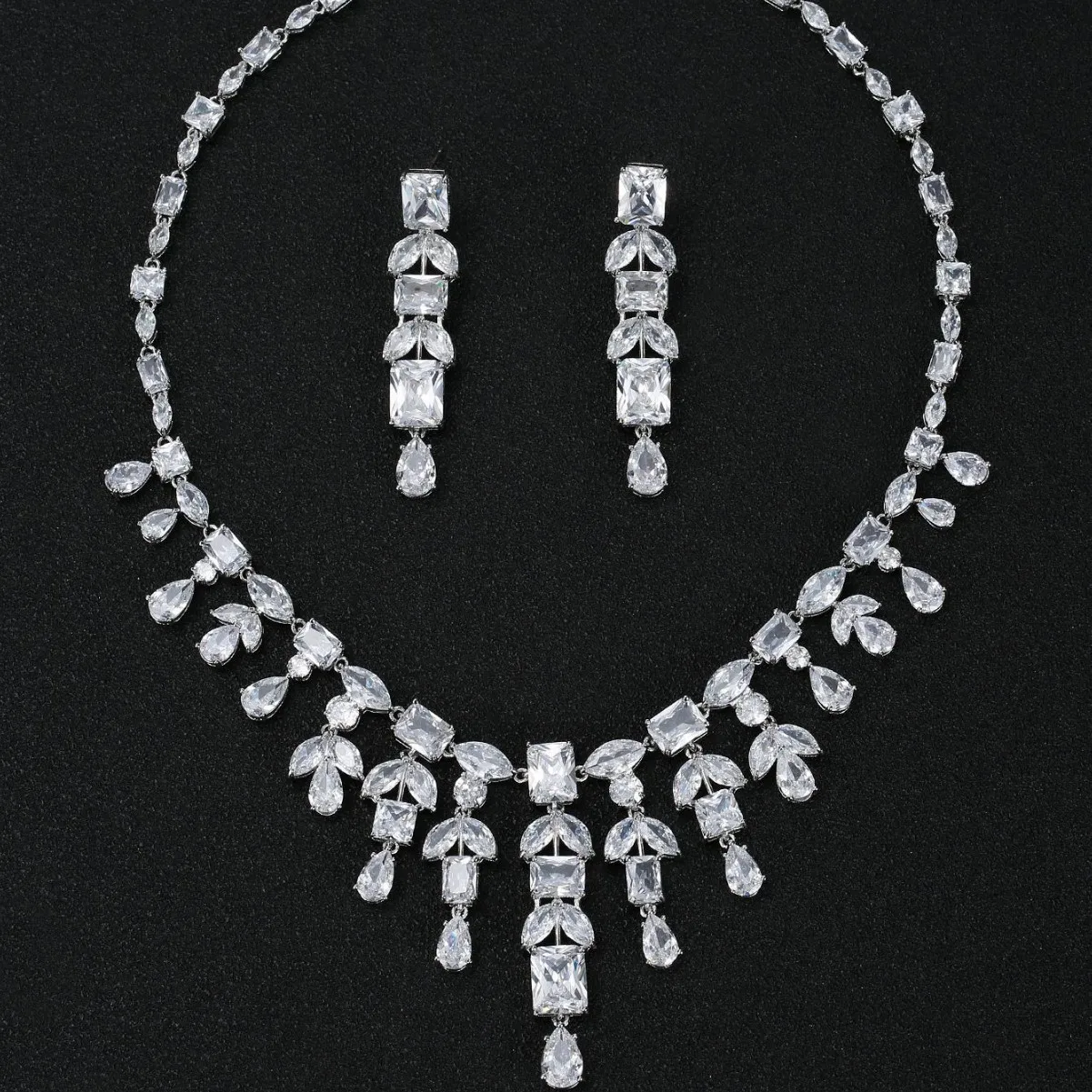 

Light Luxury White CZ Tassel Jewelry Set Full Paved Zircon Necklace Earrings Bridal Engagement Evening Party Jewelry Gift