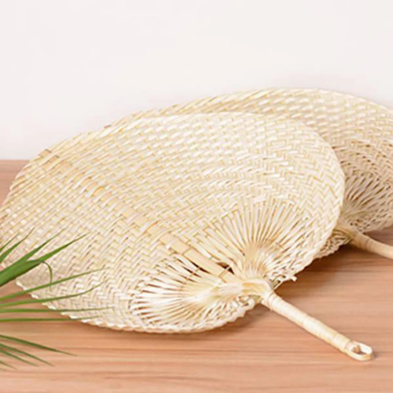 DIY coração em forma de bambu Woven Fan, Handmade puro verão Cooling Fan, estilo chinês Hand Fan, itens de casamento, 12pcs