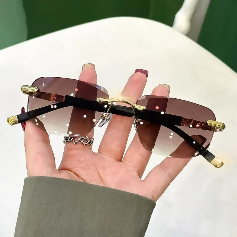 

Rimless Sunglasses Rectangle Fashion Popular Women Men Shades Small Square Sun Glasses For Female male Summer Traveling Oculos