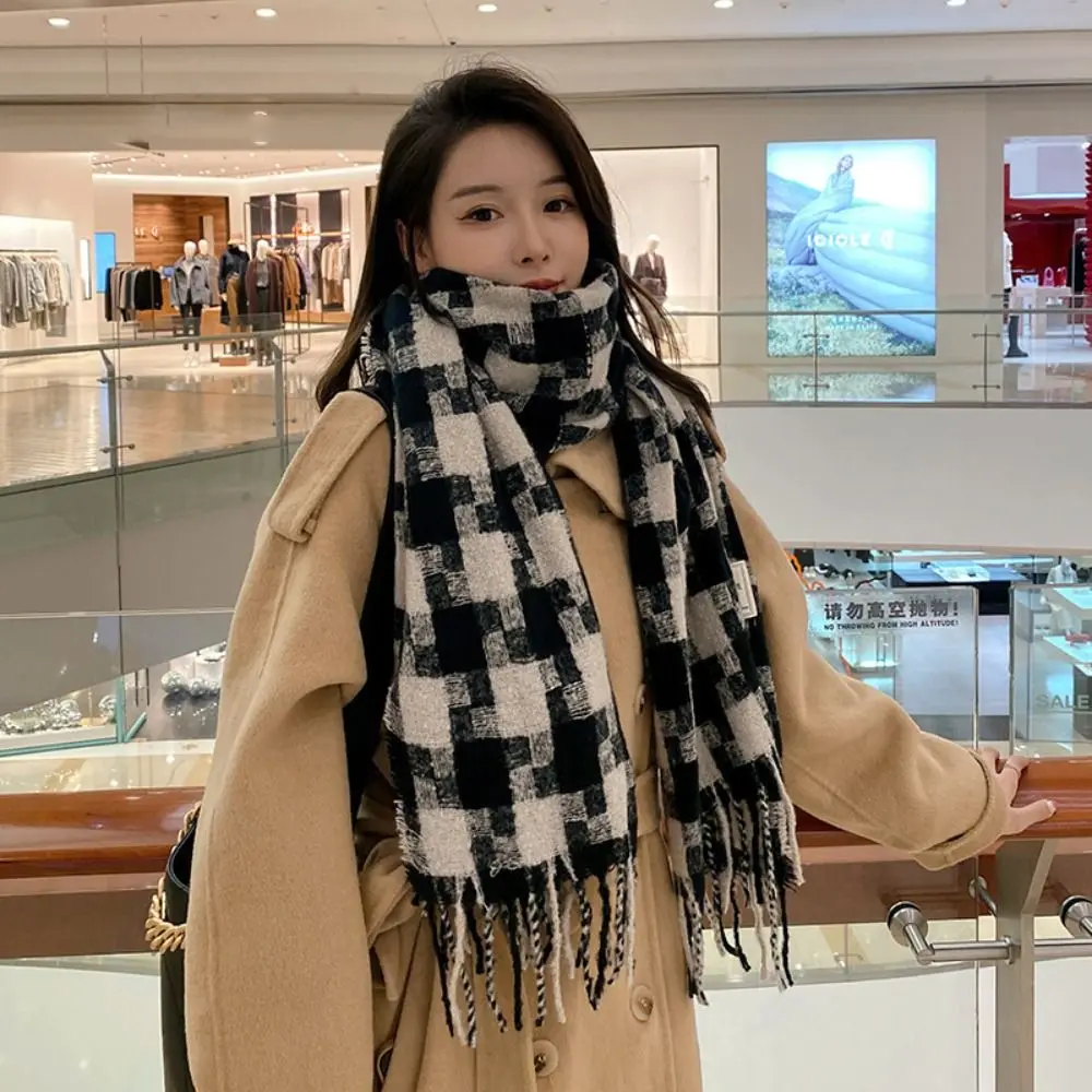 Fashionable Large Checkered Scarves New Pattern Versatile Woman Thick Scarf Korean Windproof Warm Scarves