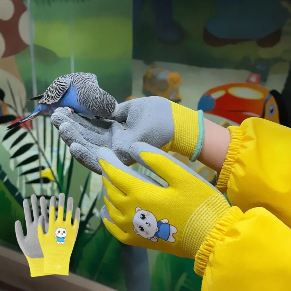 Latex Coated Kids Garden Gloves Breathable Soft Lining Garden Work Gloves Non-Slip Waterproof Outdoor Play Gloves Sand Play