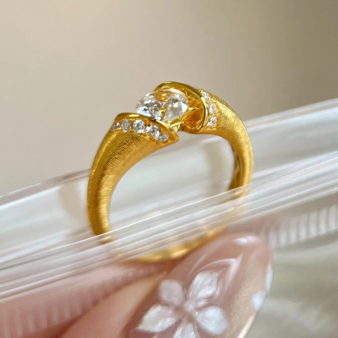 

Классические новые кольца с матовыми плавающими бриллиантами для женщин, регулируемый уникальный дизайн, модное легкое роскошное кольцо, банкетное ювелирное изделие, подарок