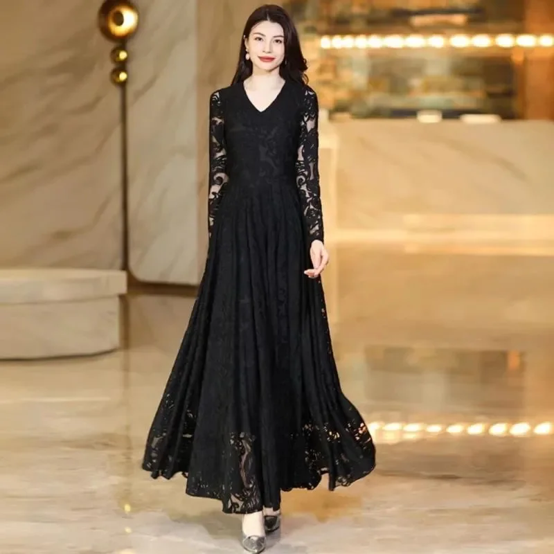 

Fashion Women's Pleated Dress Autumn And Winter 2026 New Lace-Up Long Velvet Stitching Lace Large Swing party Dresses Elegant