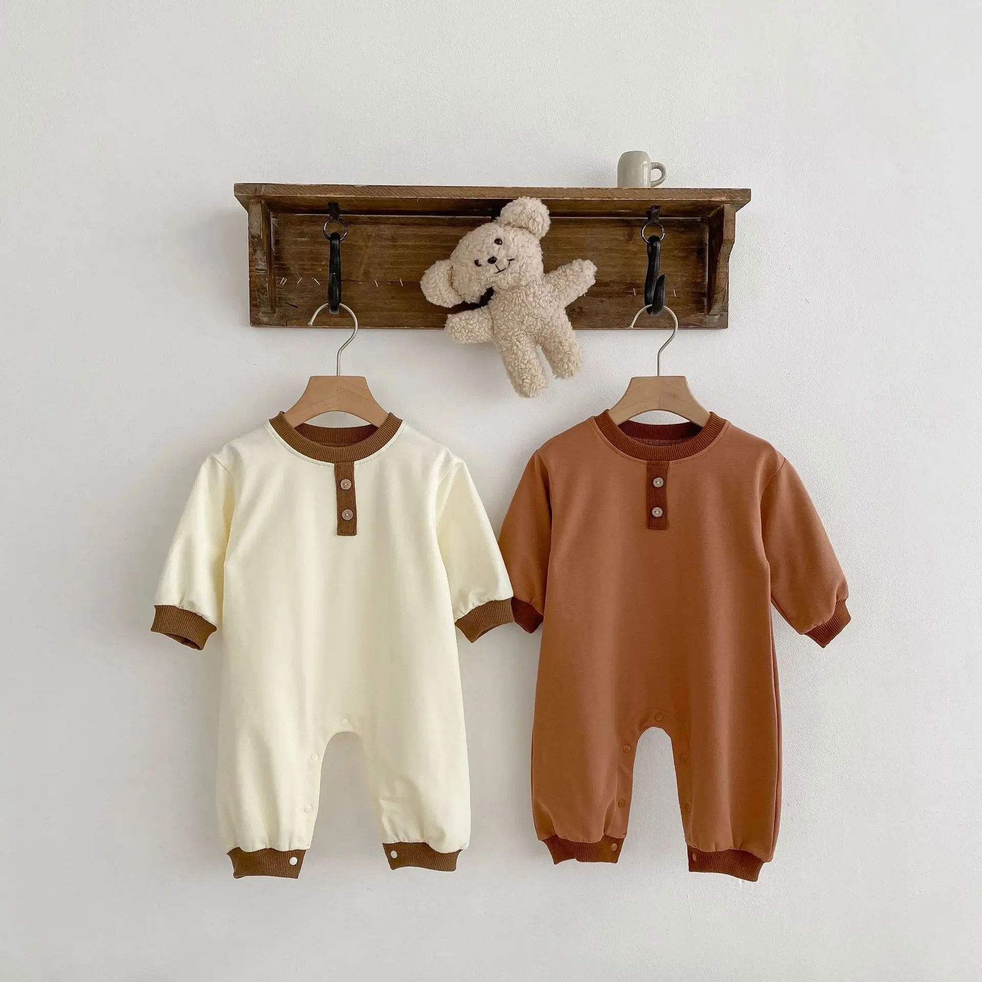 Boys and Girls' Fart Wrap Bodysuit Multi Color Spliced Solid Color Infant Cotton Bodysuit Spring and Autumn