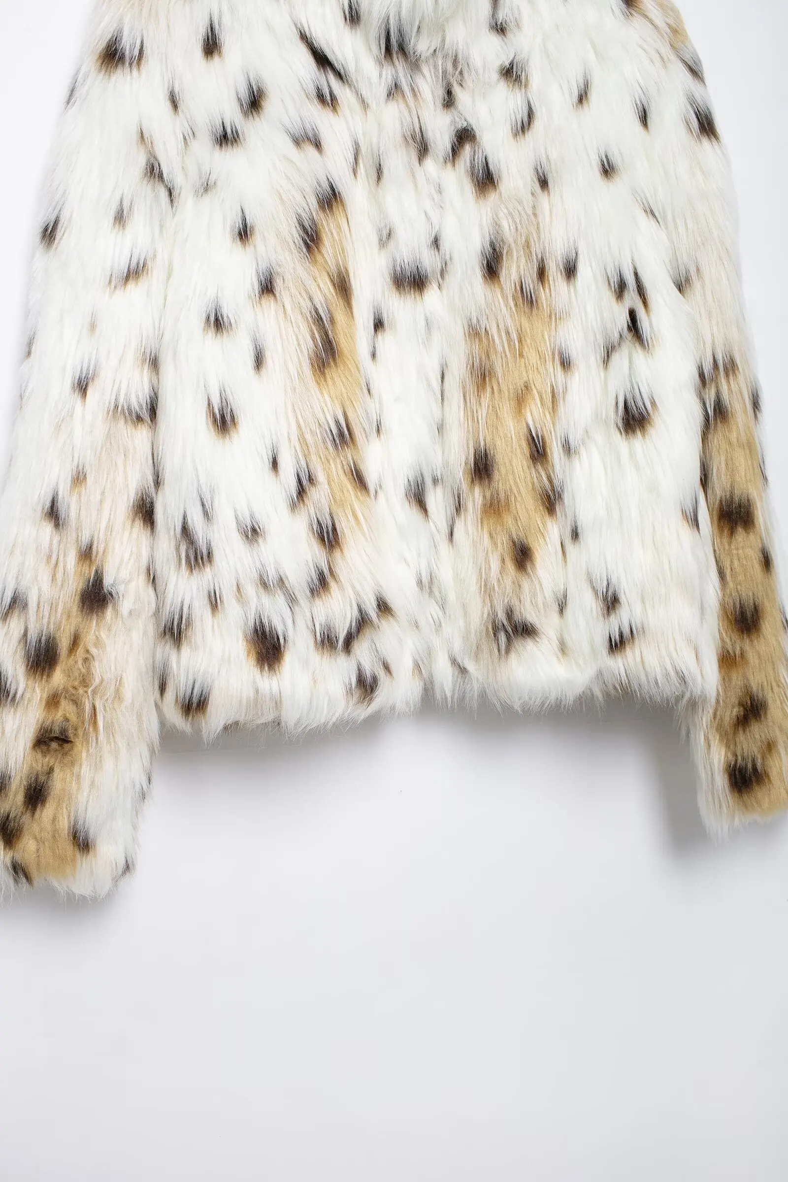 RZRA2024 autumn and winter new women\'s fashion temperament leopard print artificial fur effect coat comfortable and warm