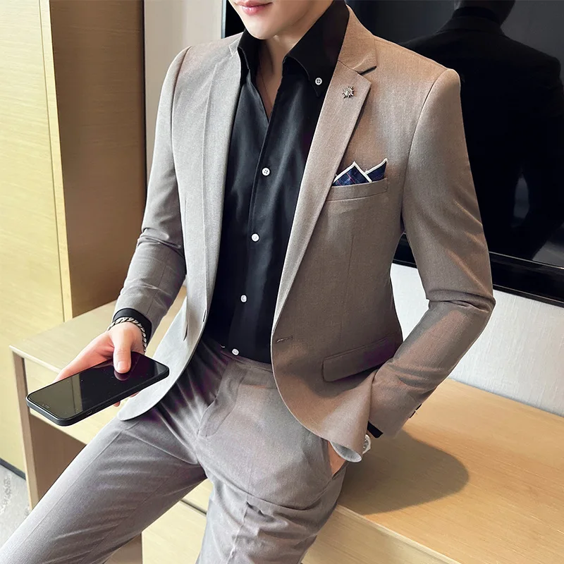 

New autumn men's suits Korean style slim suits two-piece suits fashionable wedding suits groom suits best man suits