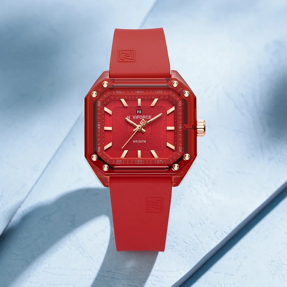 NAVIFORCE NF7106 Luxuriöse quadratische Uhr für Damen, wasserdicht, leuchtende Damenuhr, TPU-Armband, Quarzuhren