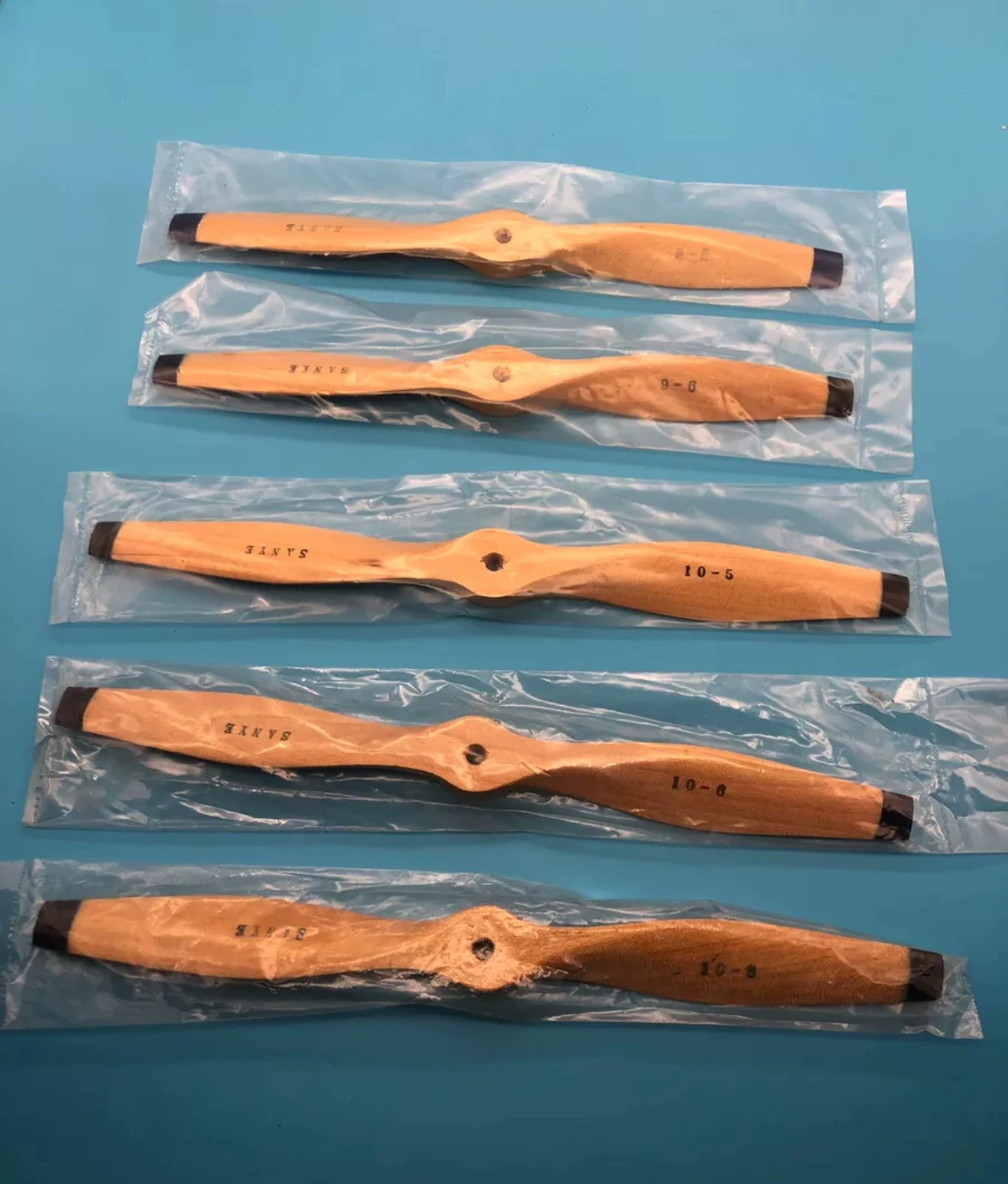 Oil Nitro Nitro Powered RC Airplane Wooden Propeller CW/CCW Rotation 6-20 Inch (15-50cm) for Engine motor airplane fixwing Model