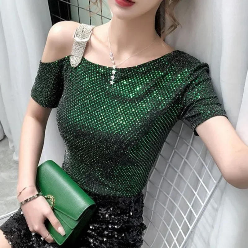 مثير قبالة الكتف تي شيرت للنساء الصيف الزي امرأة بلايز ألو الكورية ملابس عصرية قطعة واحدة مراجعات الملابس المحملة أنيقة