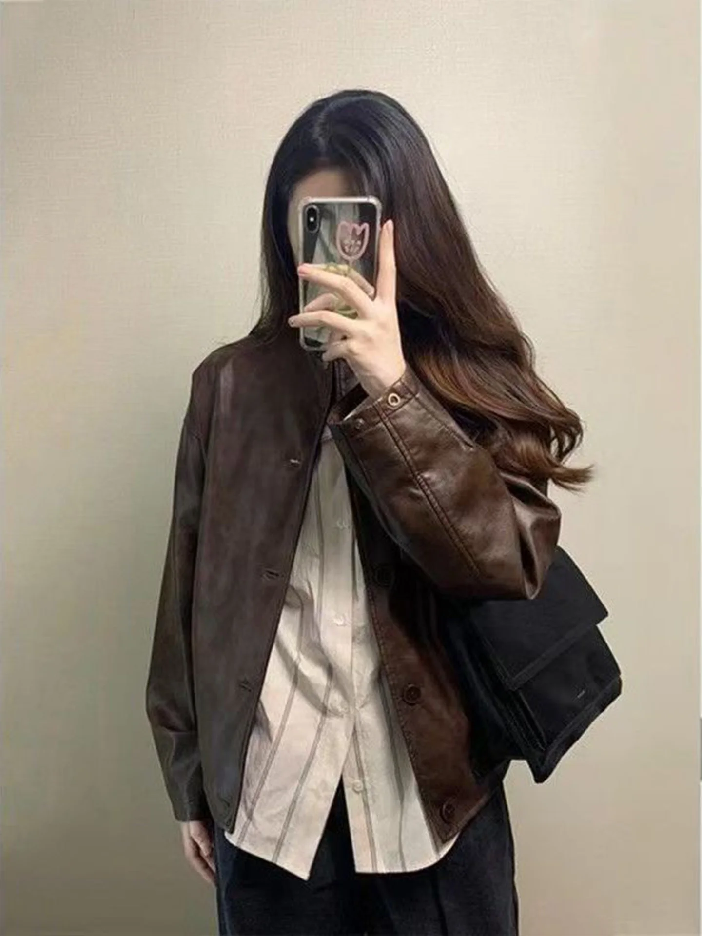 レトロブラウンレザージャケット レディース 2025年 春秋新作 メラリ スタンドカラー 個性派 バイクジャケット アウター