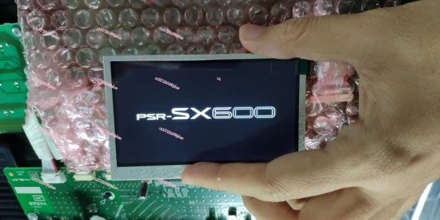 PSR-SX600 LCD Screen