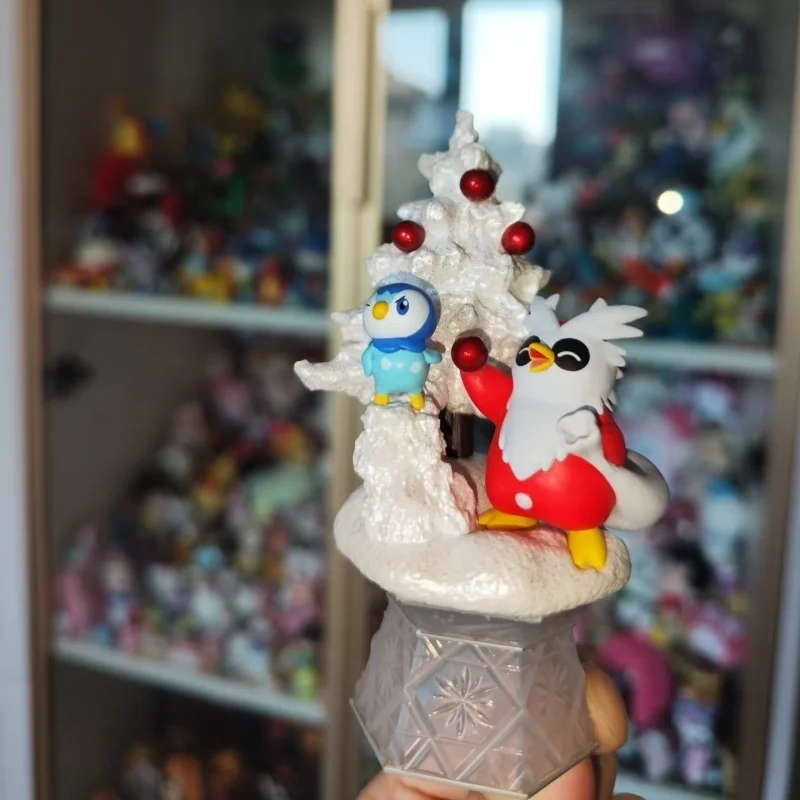 Re-Ment Authentic Pokemon Diamond Dust Collection Blind Box Ice Type Collectible Figures - Alolan Ninetales & Glaceon Desktop - view 5