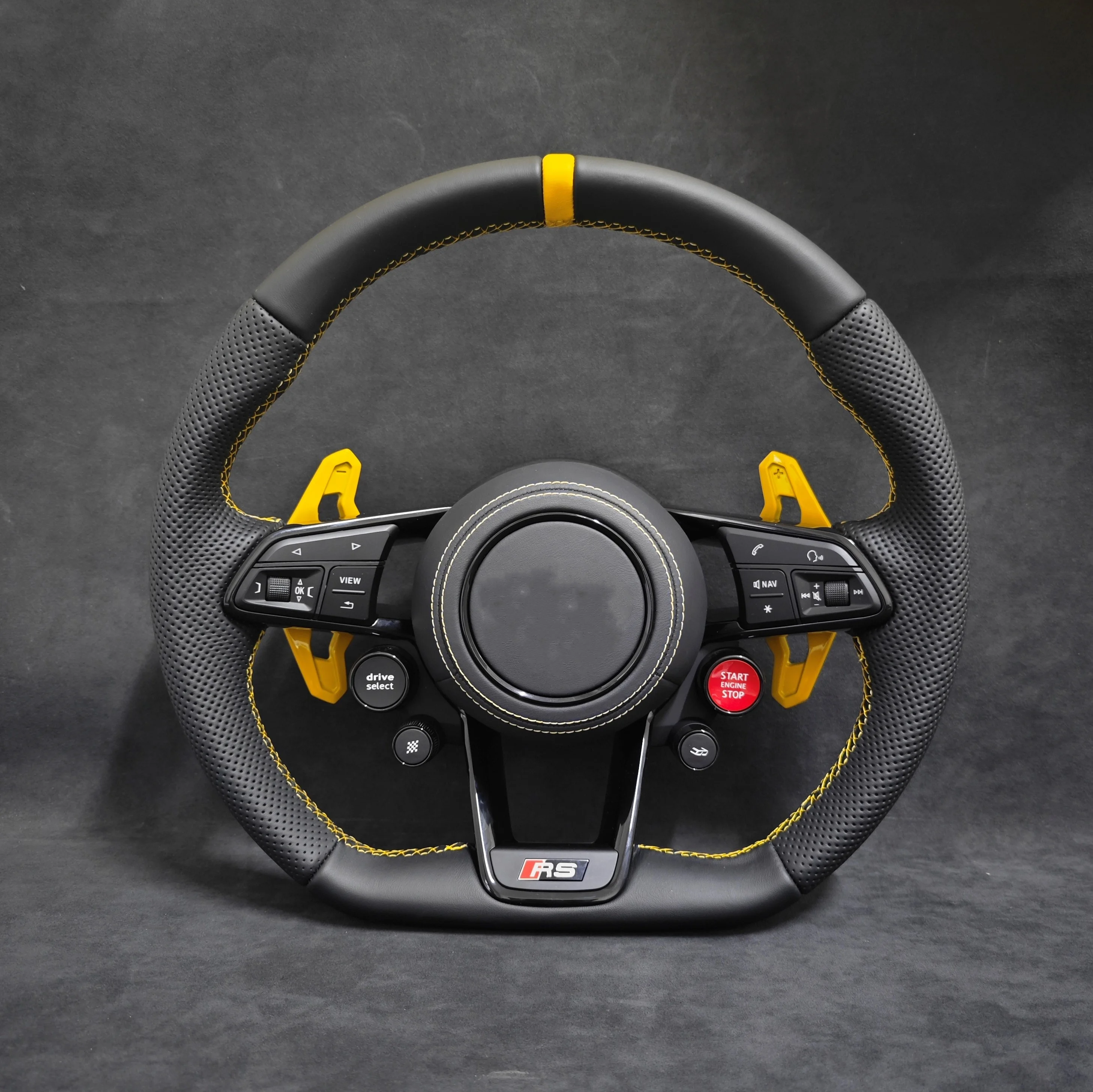 

The Best Selling Carbon Fiber Alcantara With Start Button Steering Wheel For Audi R8 Car Steering Wheel