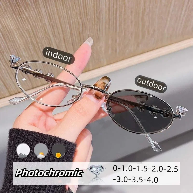 

Photosensitive Color Changing Diamond Myopia Eyewear High-end Decoration Sunglasses Trend Oval Shaped Photochromic Glasses