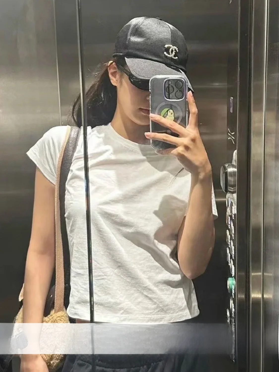 

Xinlei Lin Jennie Snowflake Cotton Texture Breathable Basic ort Sve T-irt oulder Wrap Korean Sle Summer Top