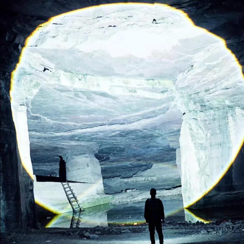 2025Super Long Range Tactical Torch High Power LED Flashlight Rechargeable Strong Light Lamp Outdoor Portable Lantern Waterproof