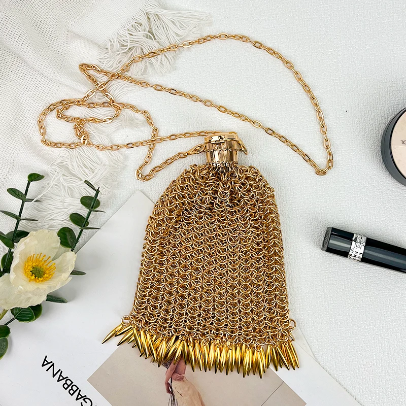 2025 niche design new high-end retro gold and silver fine soft metal mesh mobile phone bag mouth red envelope crossbody bag