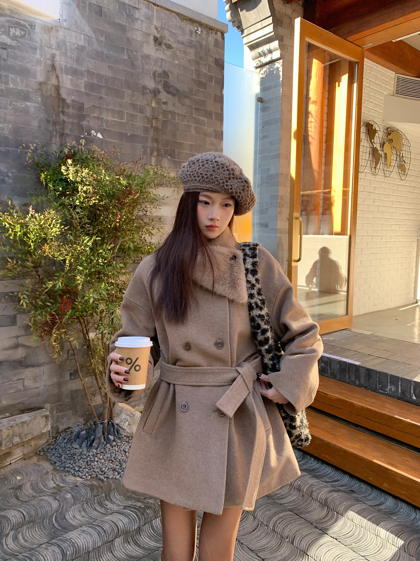 レッドセレブリティウールコート レディーススタイル 2025年秋冬新作 厚手ショート丈コットン混紡 小さいサイズ ウールジャケット アウター