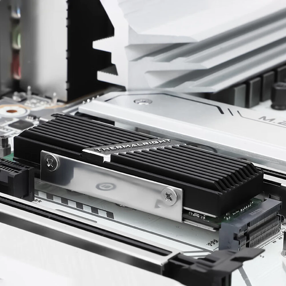 بالوعة حرارية للتبريد مع وسادة حرارية الحالة الصلبة القرص الصلب مبرد بالوعة الحرارة المبرد ل M.2 NVME NGFF 2280