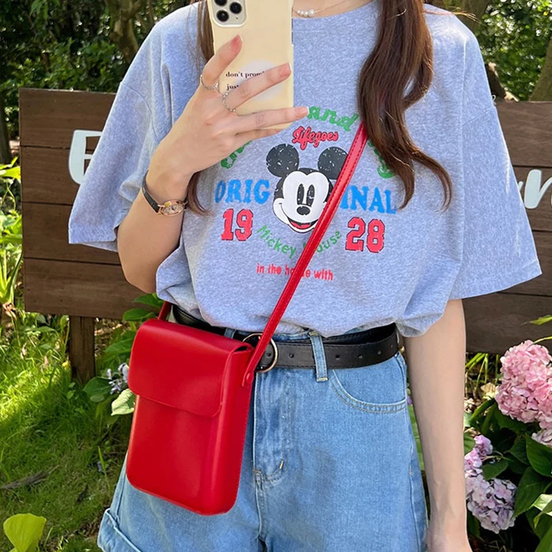 

2026 Women Niche Vertical Design Mini Phone Bag Lady Solid Color Daily Versatile Crossbody Bag Female Chic Luxury Designers Bag