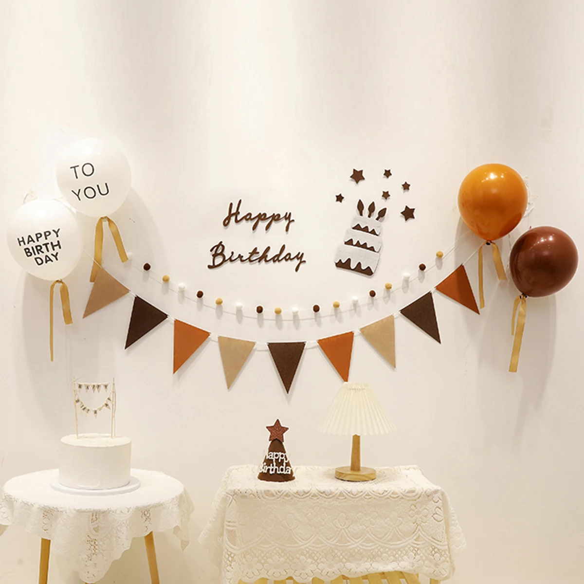 Retro style birthday balloon decoration set