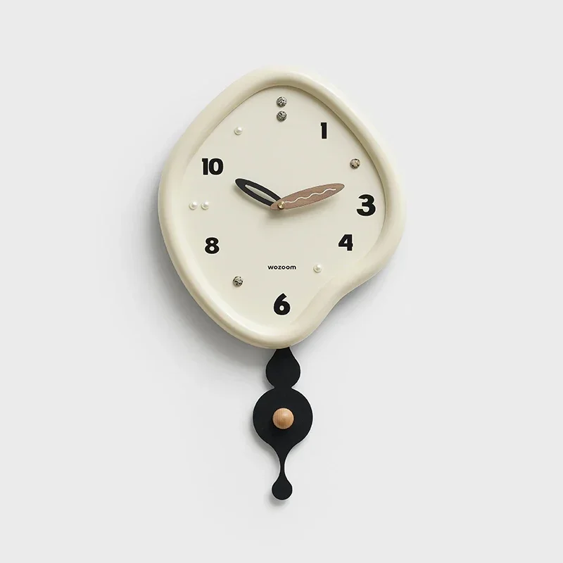 Aesthetic Unique Clock Advanced Sense New Creative Simple Wall Battery Decor Design Parts Minimalist Wanduhren Pendulum Clock
