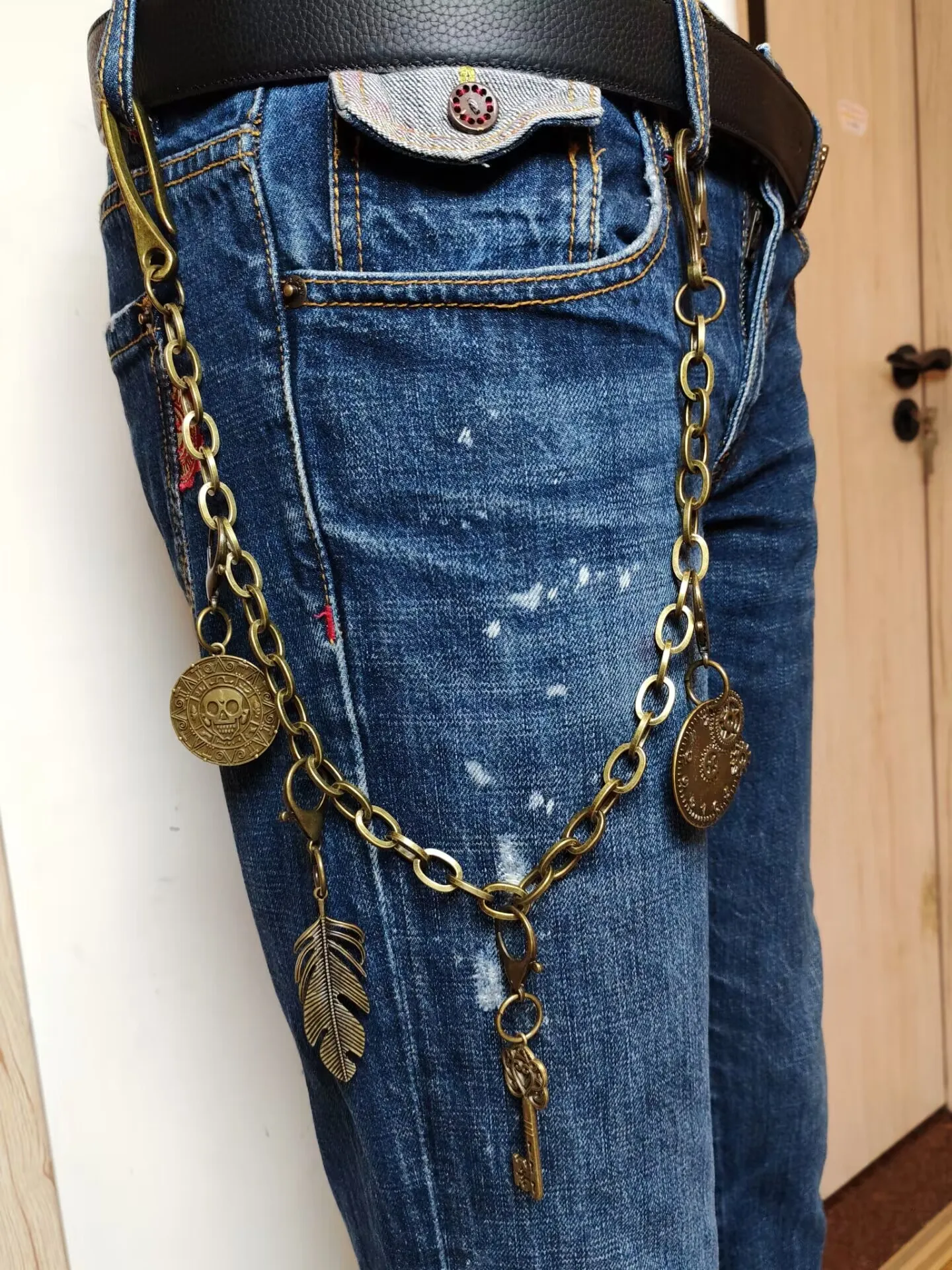 23ins pants trucker jean12.5mm square wire link chain skull feather skeleton key charms wrench U hook keychain