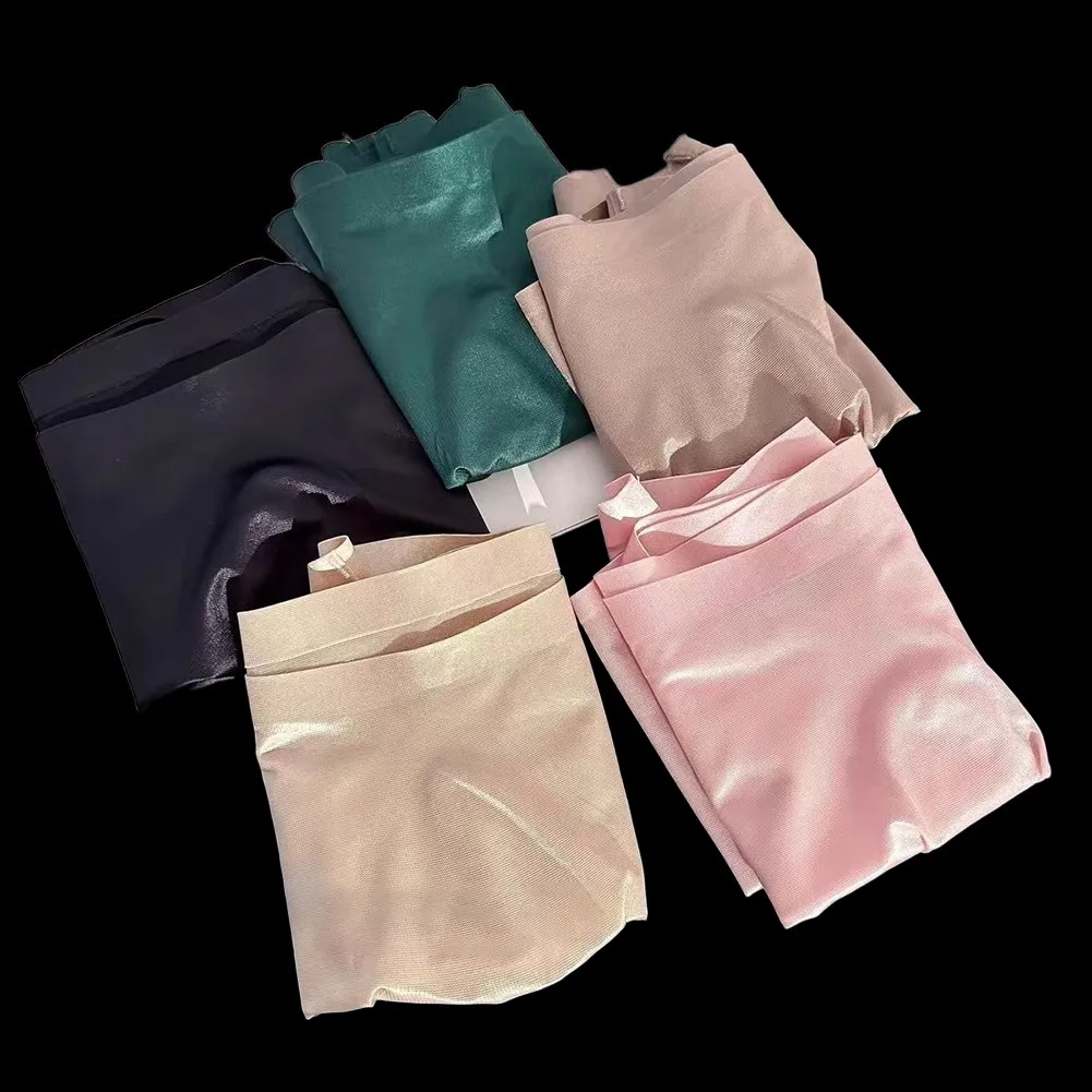 

1pc Traceless Men Skin Color Ultra-thin Boxers Shorts Ice Silk Cooling Comfortable Bulge Pouch Underwear Man Boxer Briefs