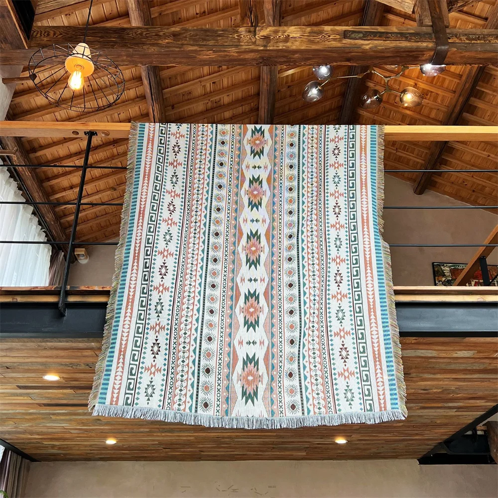 Double-Sided Vintage Woven Blanket Boho Aztec Throw Blanket with Fringe Southwestern Geometric Tapestry Sofa Chair Cover Outdoor