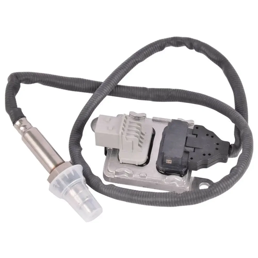 Nitrogen oxygen sensor A0101532328/0002 5WK97339A nox sensor 12V