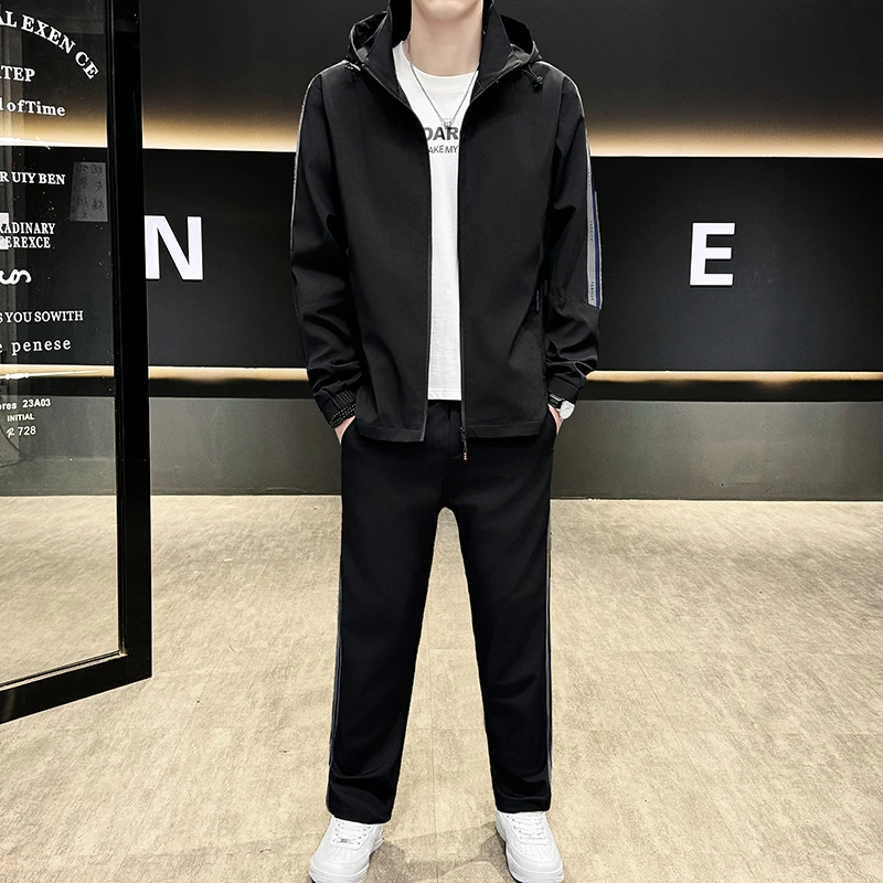 

Spring 2026 Men's Casual Spor Jaet Hoodie Long Sve Two-Piece Set Polyester Fiber Youth Faion Outerwear