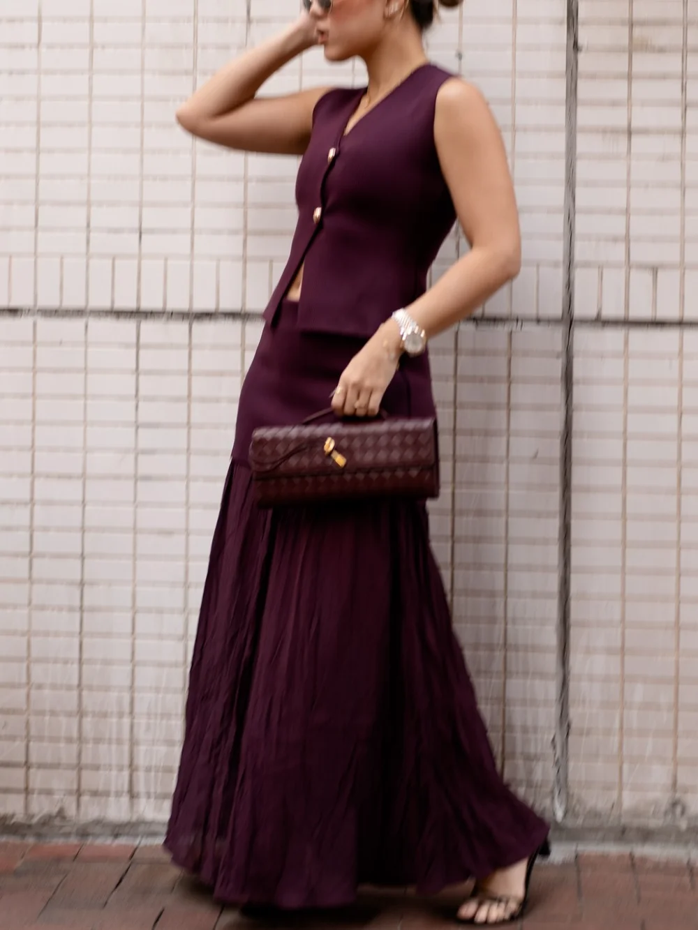 여성 로맨틱 옐로우 니트 세트 버튼 조끼 Pleated Splicing 스커트 2025 봄 여름 패션 홀리데이 우아한 스커트 세트