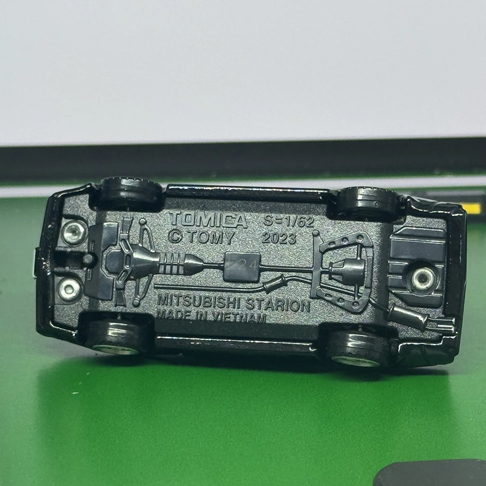 TAKARA TOMY TOMICA Premium 13 Mitsubishi Starion Die Casting STATIC Alloy โหมดรถคอลเลกชันจอแสดงผลของเล่นเด็กของขวัญ