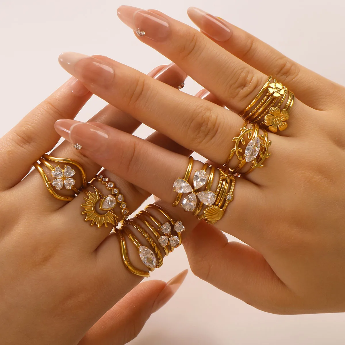 

Циркон любовь четырехлистный цветок кольцо из нержавеющей стали женское дизайнерское чувство ниша легкое роскошное универсальное кольцо