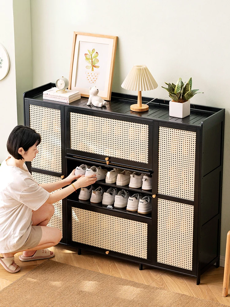 At the door of shoe cabinet,  large-capacity household shoe rack storage artifact saves space, and  solid