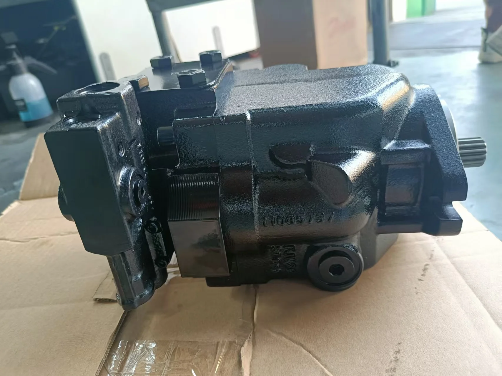 Pompe hydraulique, en stock