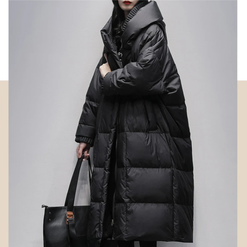 Long Winter Jackets Woman 2024 Hooded Coats Down Padded Thick Warm Outerwear Shiny European Style Fashion Winter Coat Female