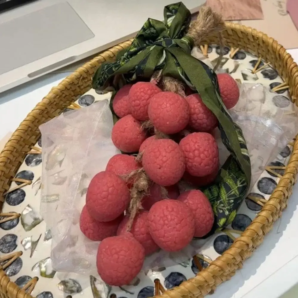 

Portable Simulated Lychee Cold Soap Rich Foam Gentle Cleansing Soap Hanging Can Be Cut Handmade Soap for Shower