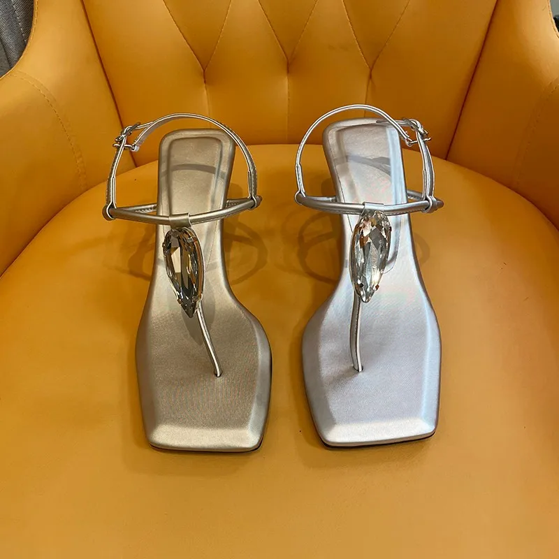 Jewel One-Riemen-Sandalen Sommer Neu Quadratische Zehenkappe Rutschfeste Spezialabsatz Damenschuhe