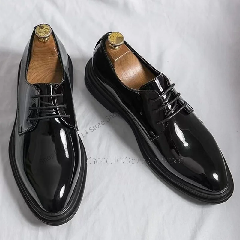 

Black Patent Leather Cross Tied Men Oxford Shoes Fashion Lace Up Men Shoes Luxury Handcraft Party Feast Banquet Men Dress Shoes