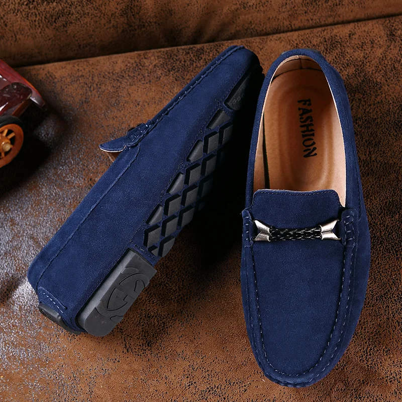 2024 New Tide Men Gentleman Casual Moccasins Loafers Black Brown Male Business Formal Shoes Suede Leather Adult Driving Shoes