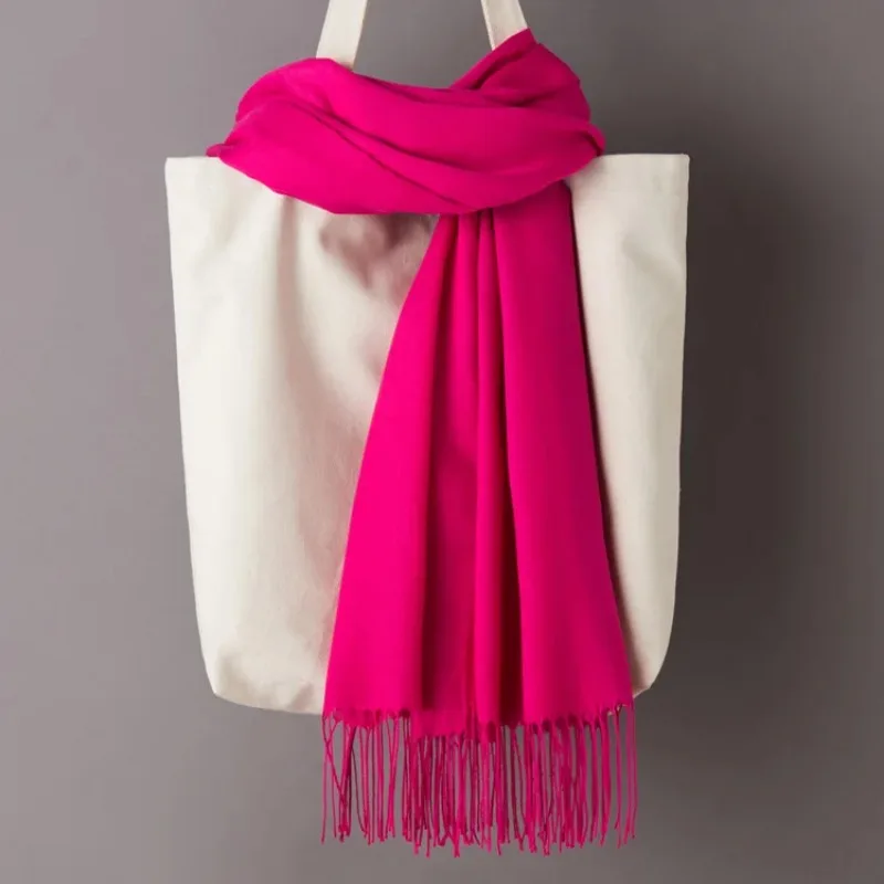 Bufandas de Cachemira de Color sólido para mujer, bufanda larga con borlas negras, rojas y rosas, chal fino, Hijab, invierno y otoño, 2024