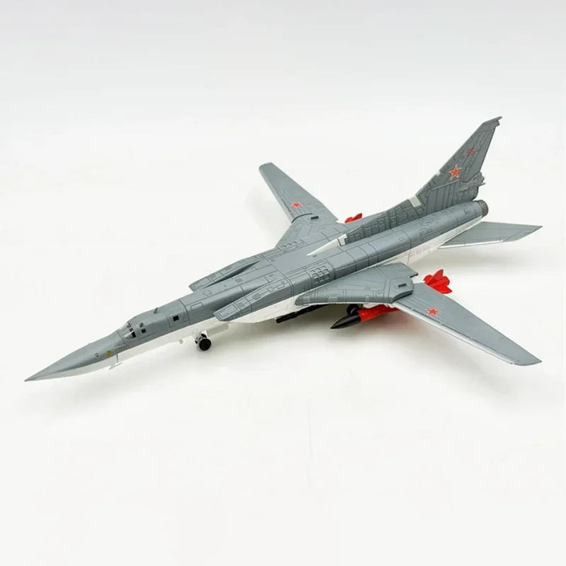 1:144 مقياس الروسية TU-22 Tu22 TU-22M3 متغير اجتاحت الجناح منفذها دييكاست سبائك معدنية الطائرات طبق الاصل لعبة مجسمة لجمع