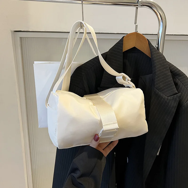 

Retro Simple Women's Crossbody Bag Spring Casual Sports Style Shoulder Bag