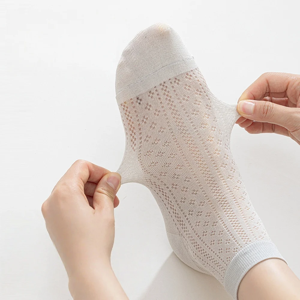 7 Pair Ladies' Bamboo Fiber Summer Lightweight Seamless Mid-Calf Socks Comfortable Cool Breathable White Solid Color Socks